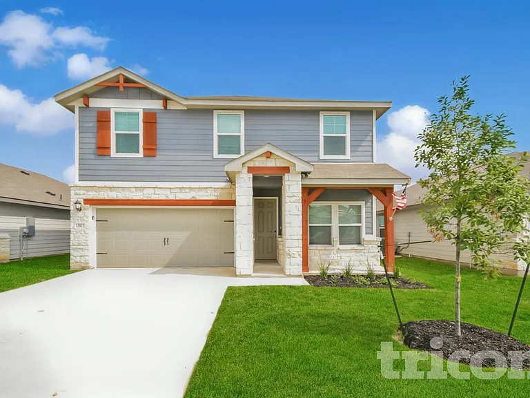 13522 Emerson Way — Photo 1