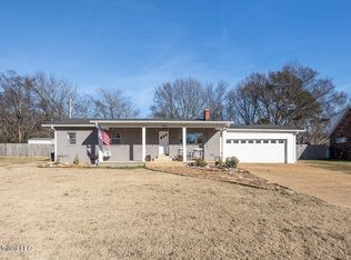 7460 Woodland Dr, Olive Branch, MS 38654