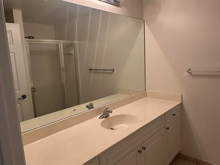 3020 Alcazar Pl #303 — Photo 24