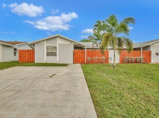 8714-8716 Satalite Ter, West Palm Beach, FL 33403