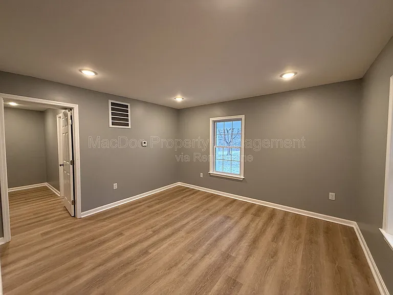 11508 Catharpin Rd — Photo 5