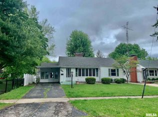 1606 W Edwards St, Springfield, IL 62704