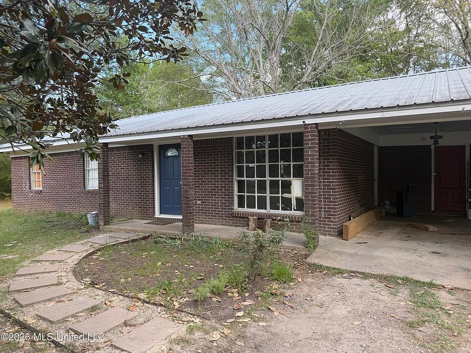 2nd image of 1032 N Sandhill Rd