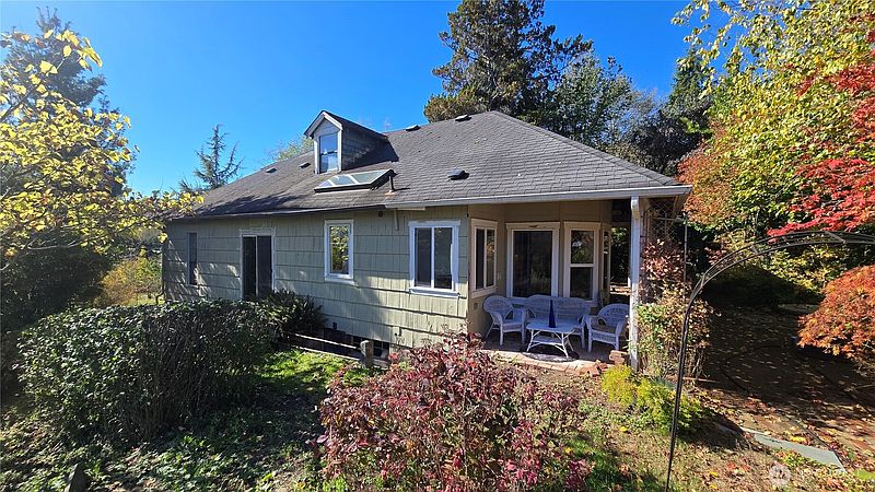 2nd image of 354 Royer Street
