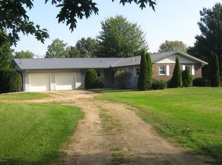 410 E Lockwood Rd, Coldwater, MI 49036