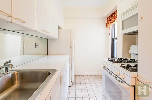 Sold by Halstead Real Estate | media 5