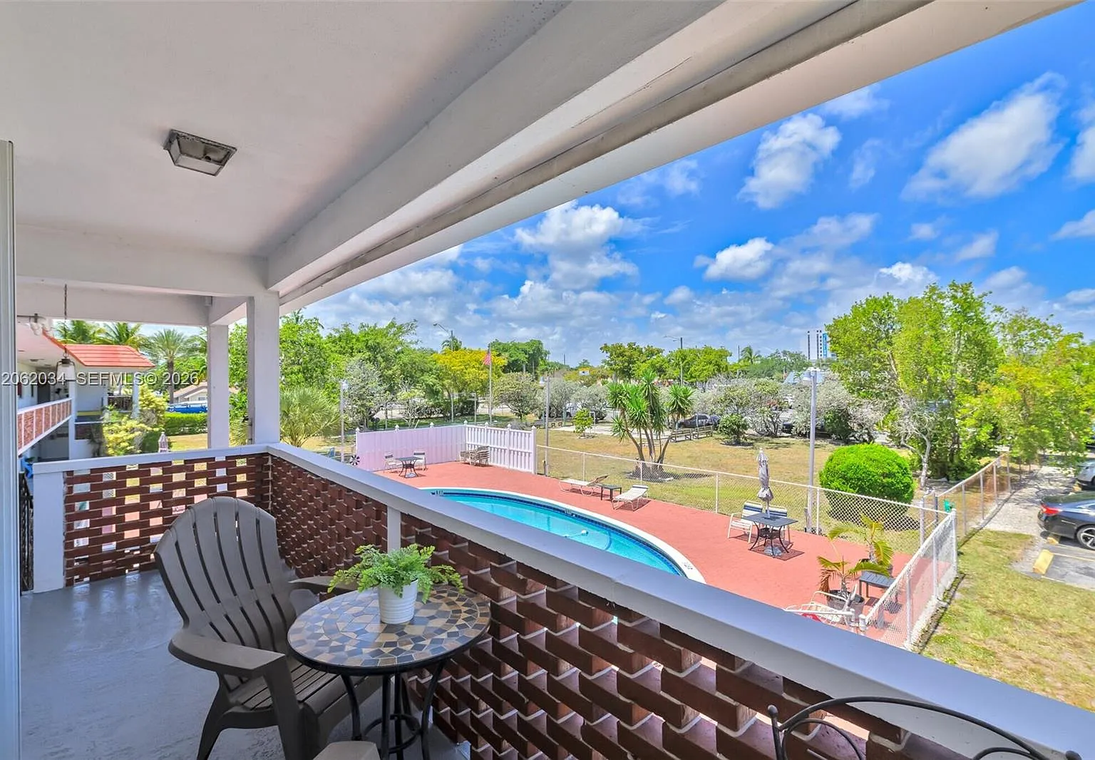 Ronola Apts Condo — Photo 2