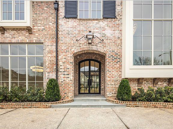 4th image of 674 Bushwillow Ln