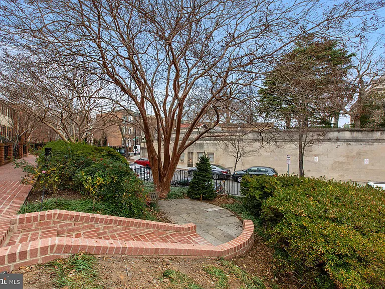 1614 Belmont St NW #C — Photo 26