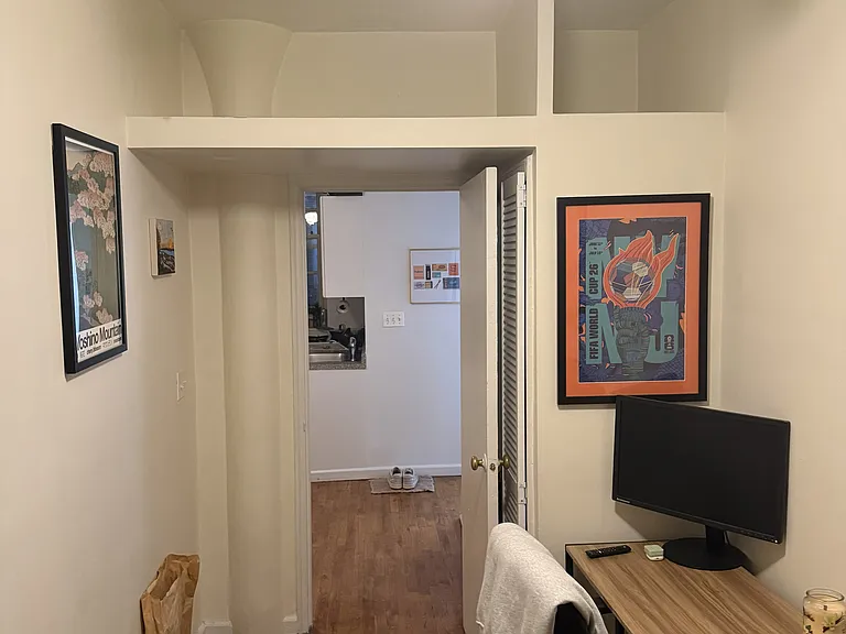516 E 78th St #5E — Photo 2