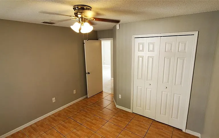 2370 Harbor Town Dr — Photo 10