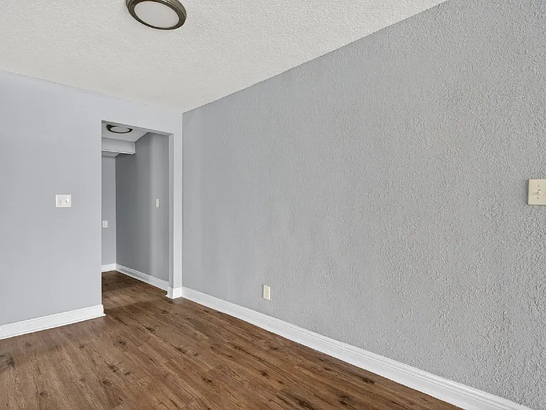 5801 Virginia Ave — Photo 22