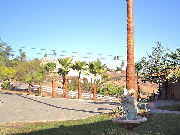 4th image of 3042 Paseo Del Sol