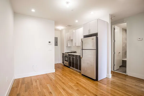 Rented by Nooklyn NYC LLC | media 1