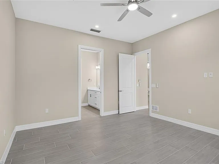 286 Indies Dr E #202 — Photo 17