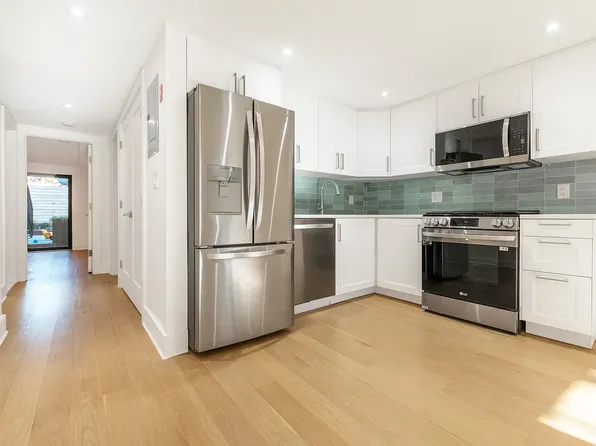 9 1st St #1, Brooklyn, NY 11231