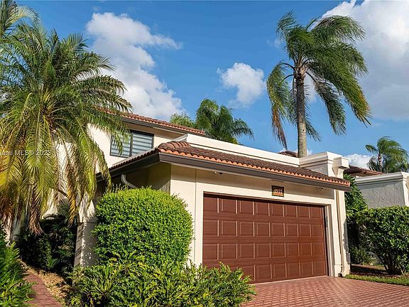 2nd image of 4957 NW 93 Doral Pl
