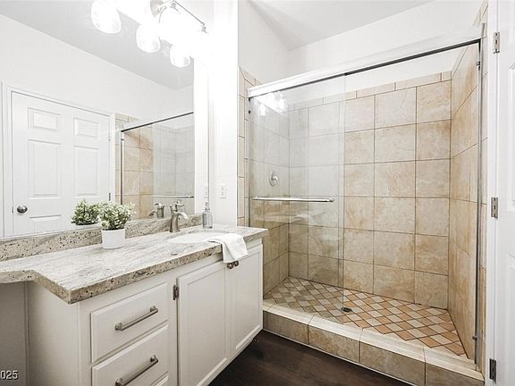 4th image of 1830 N Buffalo Dr Unit 1054