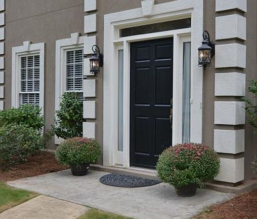 2nd image of 4395 Pinehollow Ct