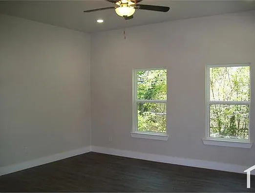 1115 W Johnson St — Photo 5