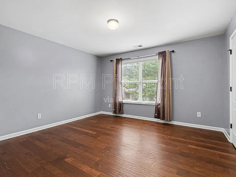 2909 Estate View Ct — Photo 25