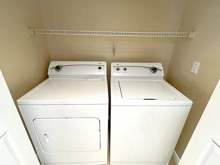 1020 La Terraza Cir #306 — Photo 32
