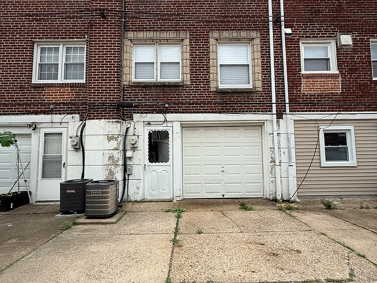 2913 Passmore St — Photo 33