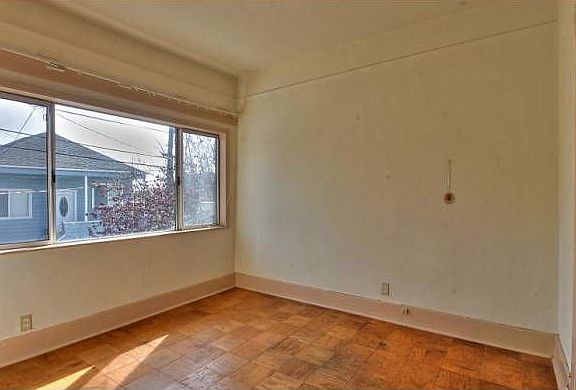 Front Bedrooom