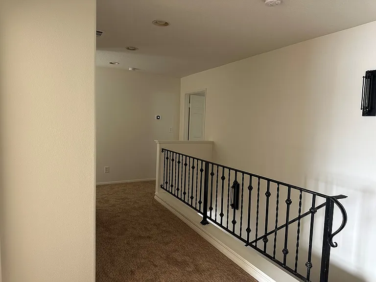 10621 Aqueduct Ave — Photo 17