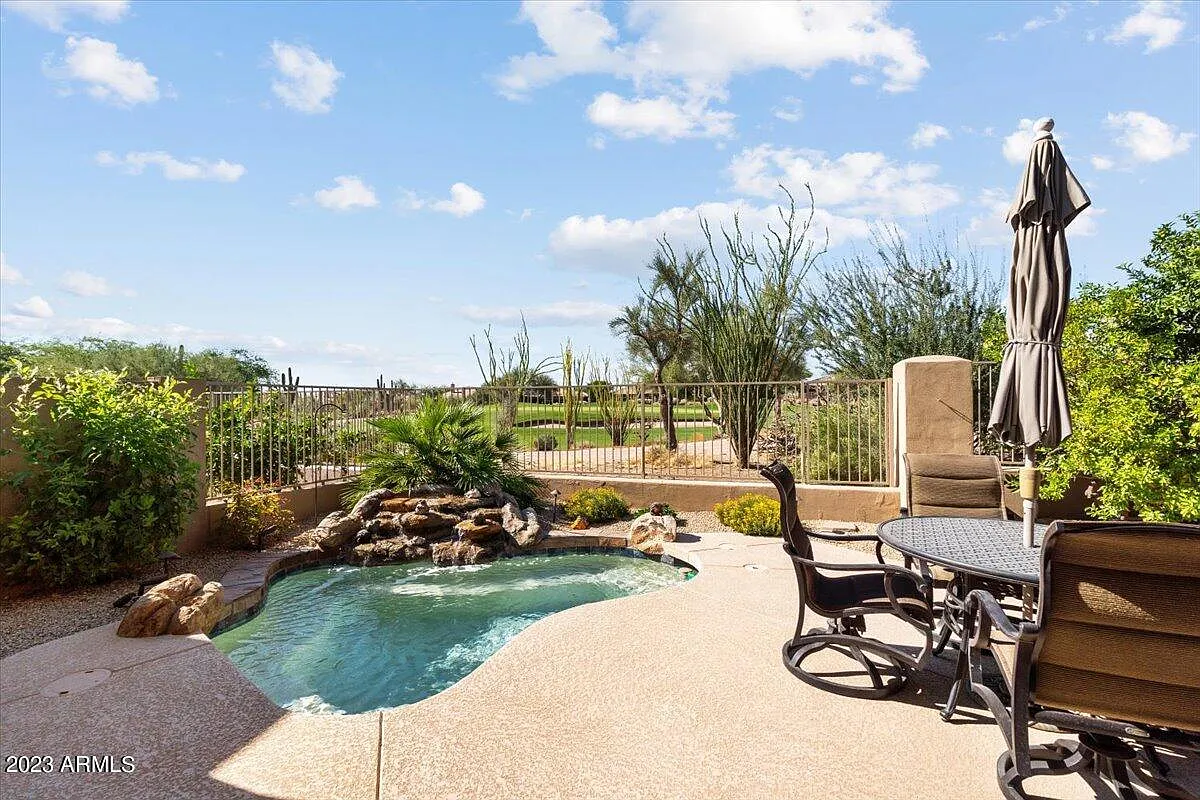 2 bed, 2.0 bath, 1560 sqft, $3,500 — Photo 1