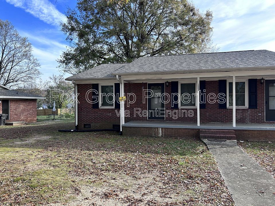 1st image of 1223 5th St
