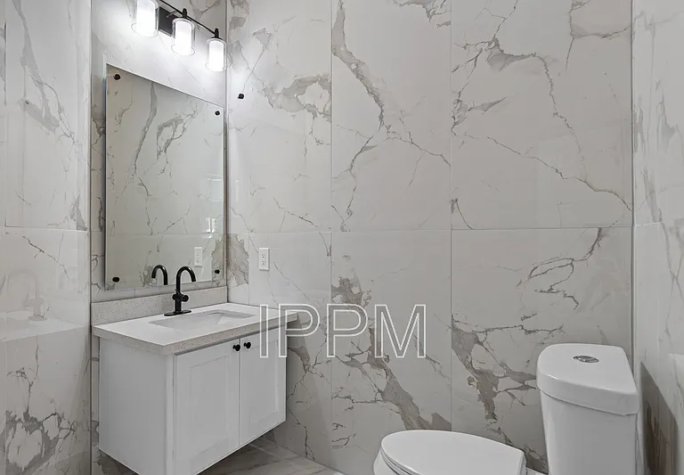 5601 Wild Persimmon — Photo 24