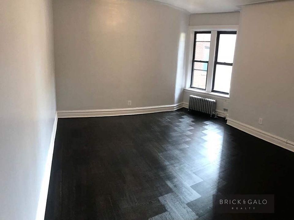 1st image of 2157 Ocean Ave APT 3J