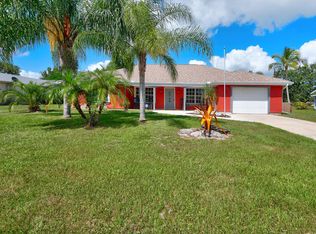 1318 SE Vestridge Ln, Pt Saint Lucie, FL 34953