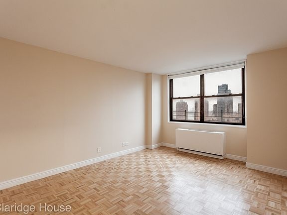 2nd image of 201 E 87th St APT 21R