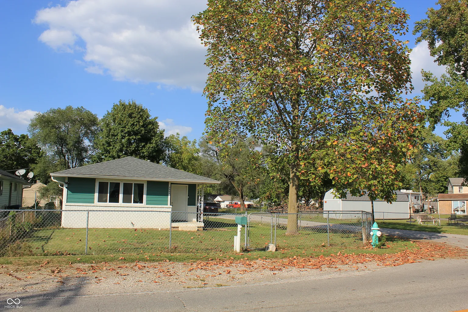 3902 W Mooresville Rd photo 1