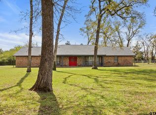 1887 Shiloh Estates Rd, Chandler, TX 75758