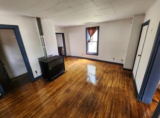 908 Beech St, Saint Paul, MN 55106