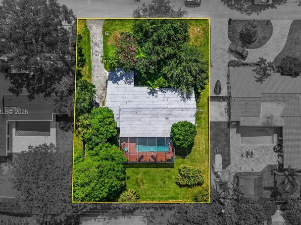 13830 SW 79th Ct, Palmetto Bay, FL 33158