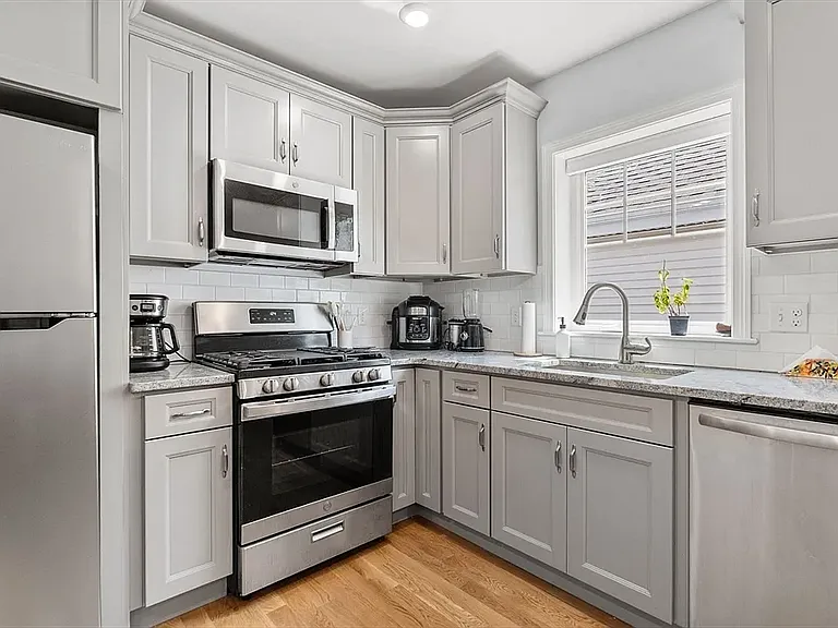 41 Horace St — Photo 1