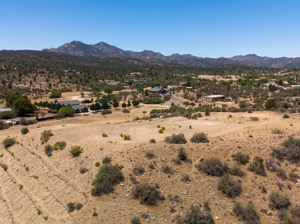 18086 S HENLEY Avenue #C, Kirkland, AZ 86332