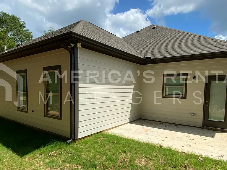 285 Avalon Way — Photo 27