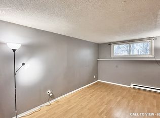 224 Taunton Rd W #2, Oshawa, ON L1G3T3