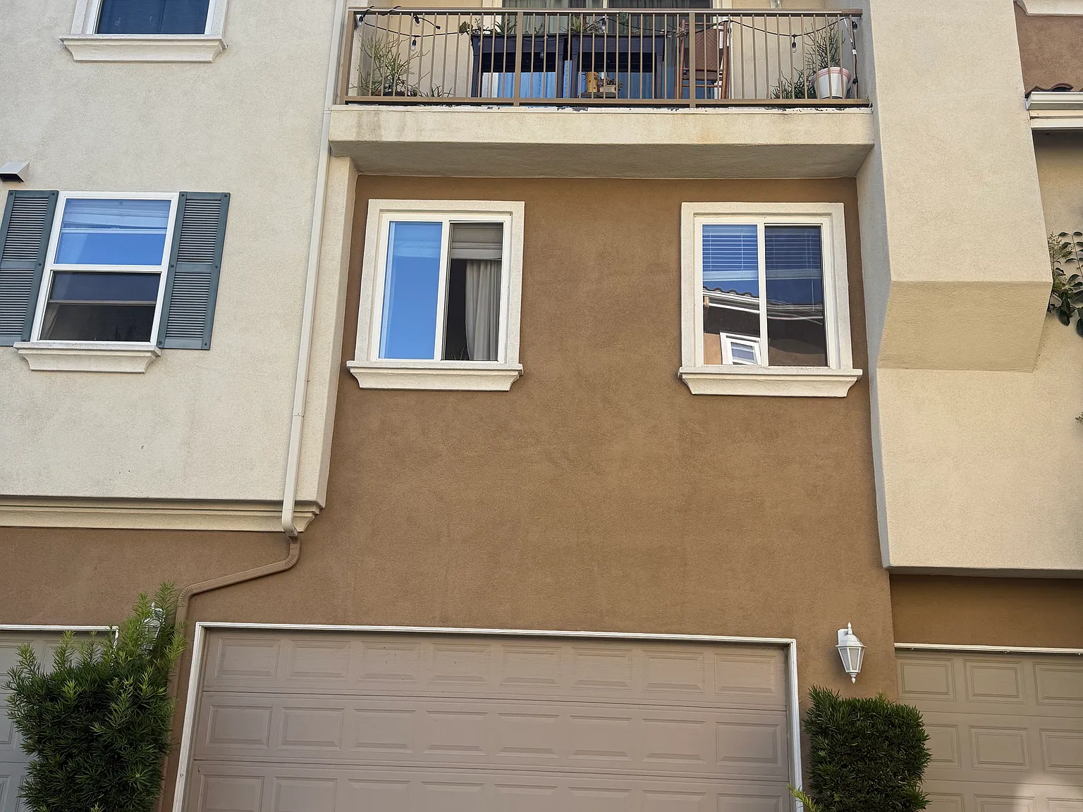 3 bed, 2.5 bath, 1447 sqft, $3,665 — Photo 4