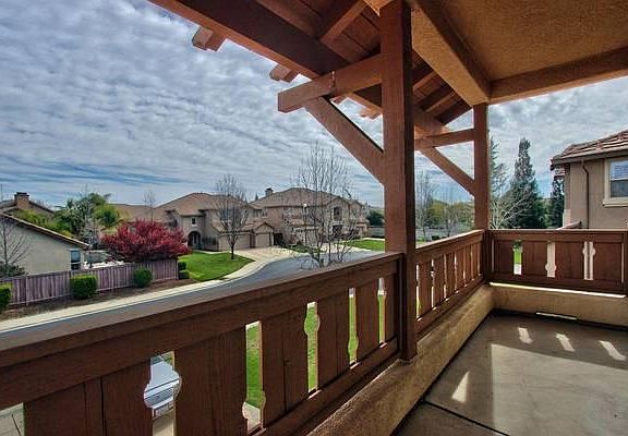 5th image of 700 Savonna Ct