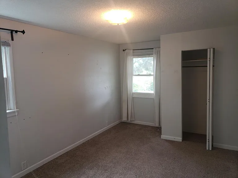 4355 S Fox St — Photo 35