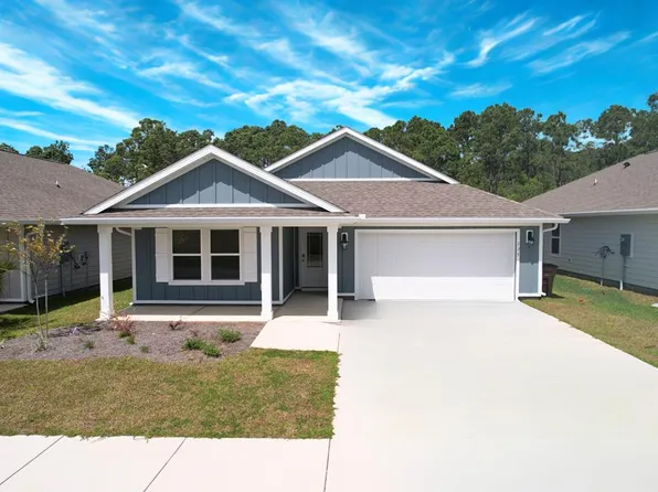 135 Cades Ct, Port Saint Joe, FL 32456