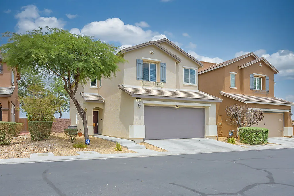Marble Light Ave - 1 — Photo 1