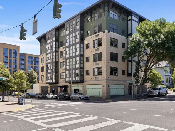 1134 SW Jefferson St APT 403, Portland, OR 97201