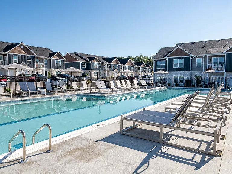 Remington Lake Apartments — Photo 20